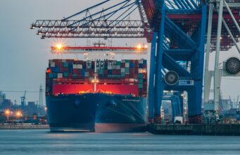 Global trade in goods and services turns positive in Q1 2024